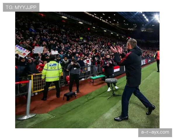 恩里克率队革新战术体系，攻防兼备展现亮眼表现