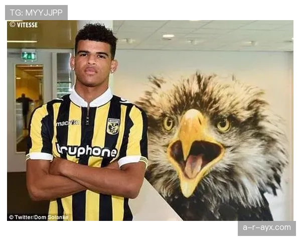 维特斯锋线表现