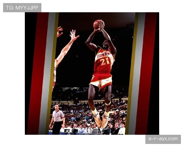 多米尼克·威尔金斯突破得分拉开差距 展现无球跑动效率提升